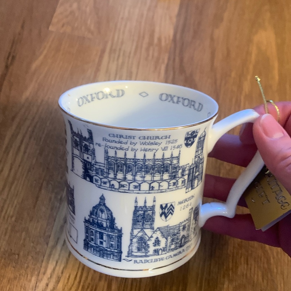 NWT Oxford Souvenir mug sketches of famous buildings Temple Island Collection